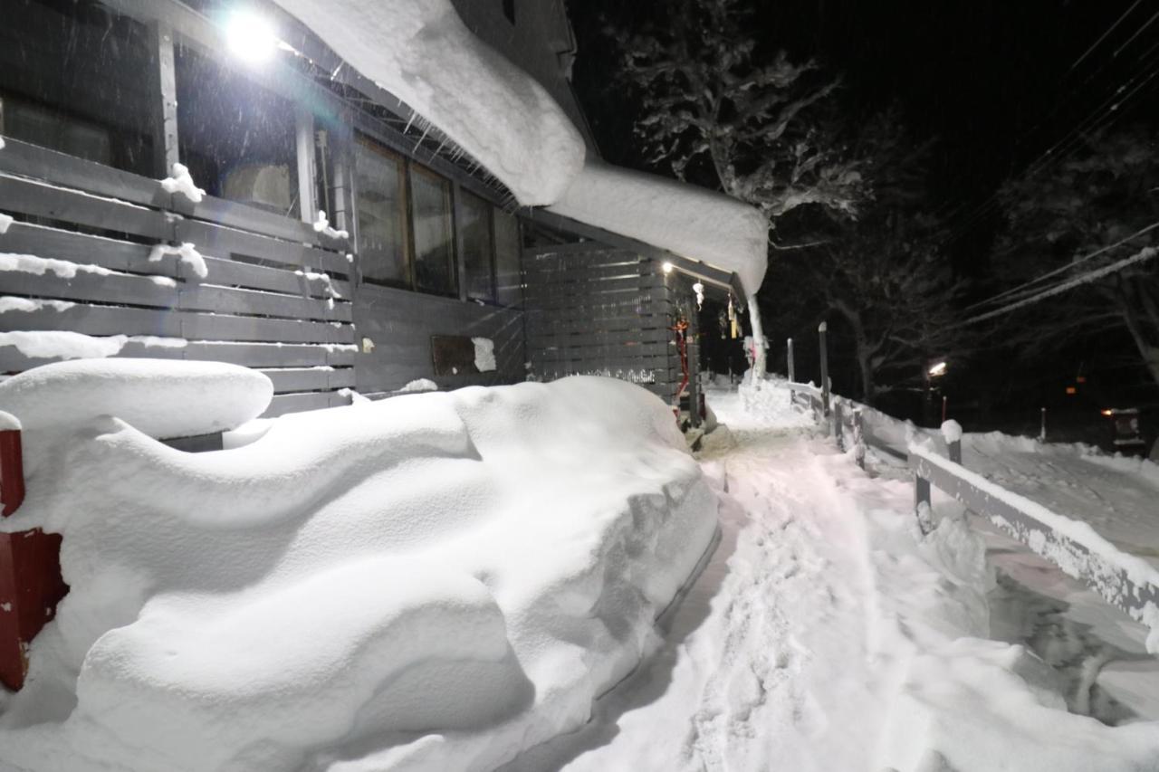 Myoko Mountain Lodge מראה חיצוני תמונה